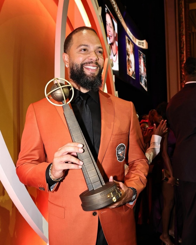 星空体育-德隆：很荣幸随“救赎之队”进入名人堂&amp;小时候不敢想 保罗：兄弟