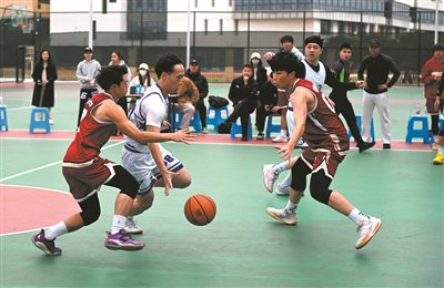 星空体育-一场球赛 双向奔赴|团结报|篮球|福州|榕台青年篮球邀请赛|篮球邀请赛_新浪新闻